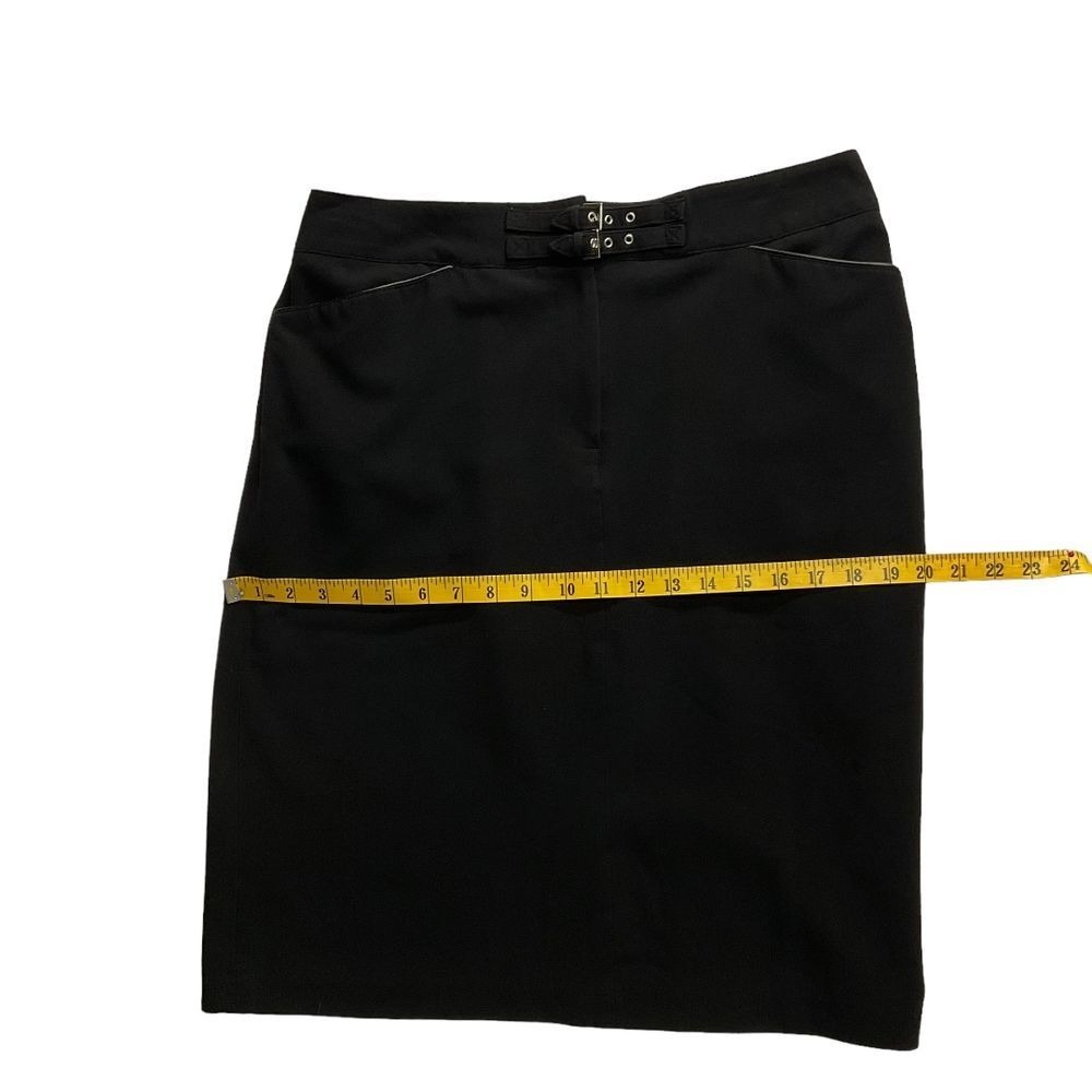 Larry Levine‎ Stretch Pencil Skirt Black Buckle Size 12 Classic Work Minimalist - Picture 11 of 16